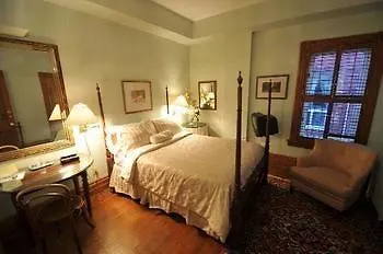 Beverley Place Hotel Toronto Canada